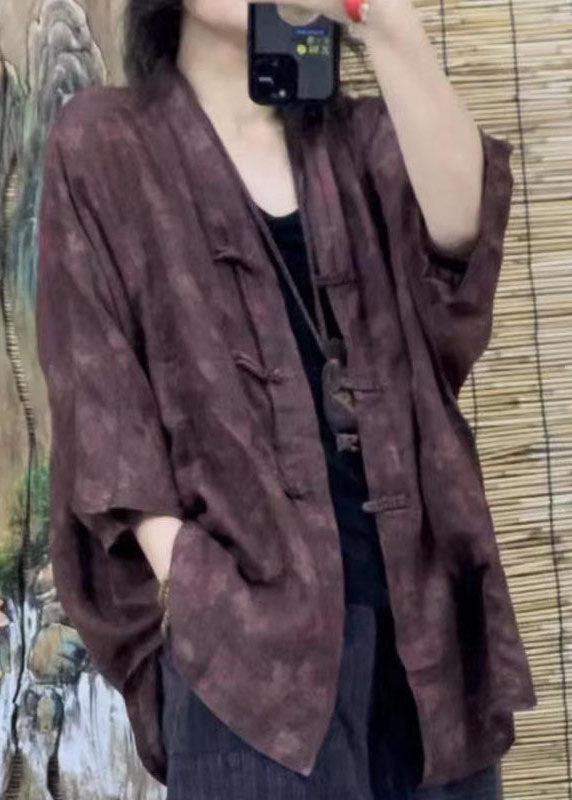 Classic Vintage Shirt with a Flattering Fit