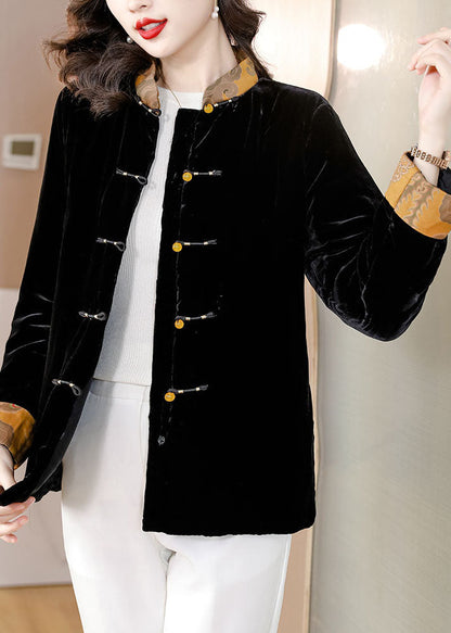 Sophisticated Coat with a Clean Classic Look