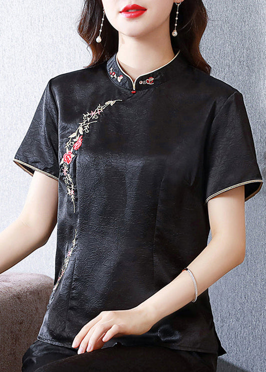 Beautifully Finished Top in a Timeless Design