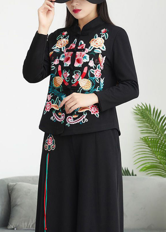 Sophisticated Top with a Clean Classic Look