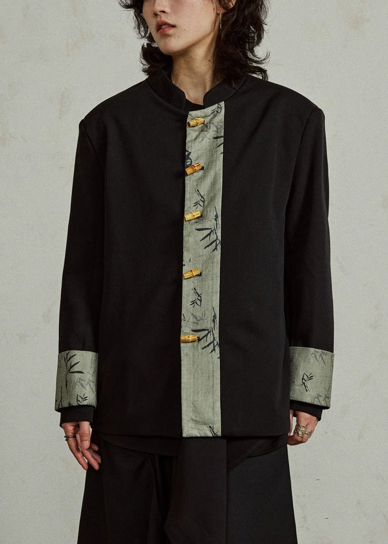 Gracefully Styled Coat for Any Occasion