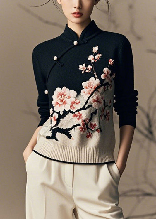 Classic Vintage Sweater with a Flattering Fit