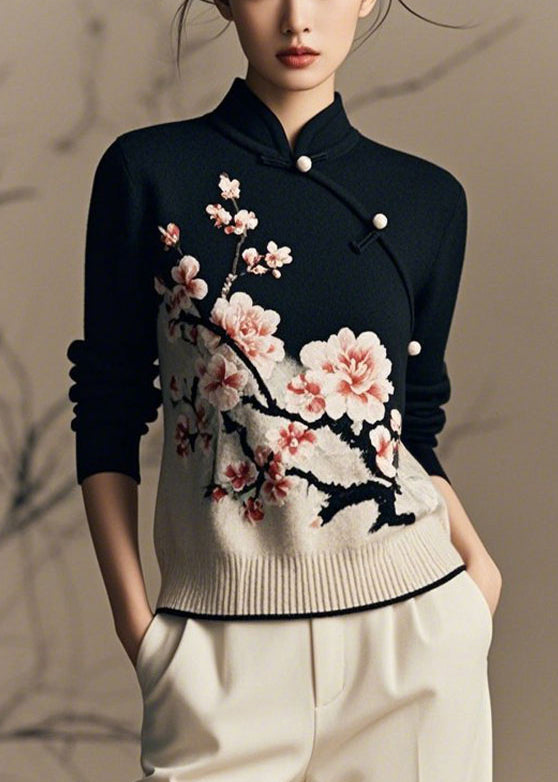 Classic Vintage Sweater with a Flattering Fit