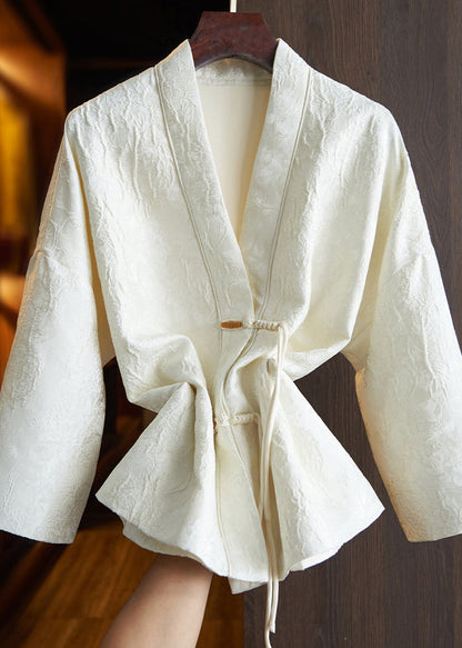Effortlessly Elegant Coat with a Timeless Design