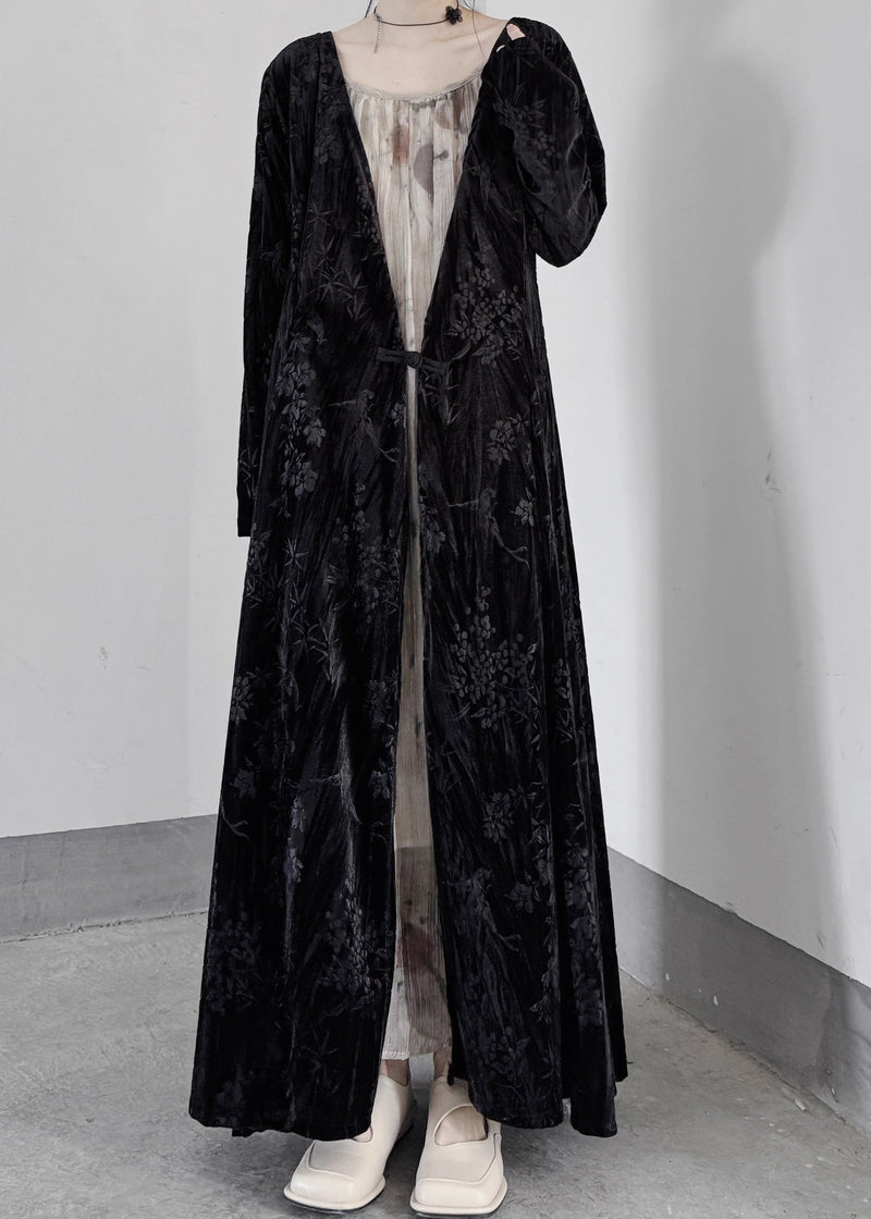 Well Tailored Cardigan with a Graceful Silhouette