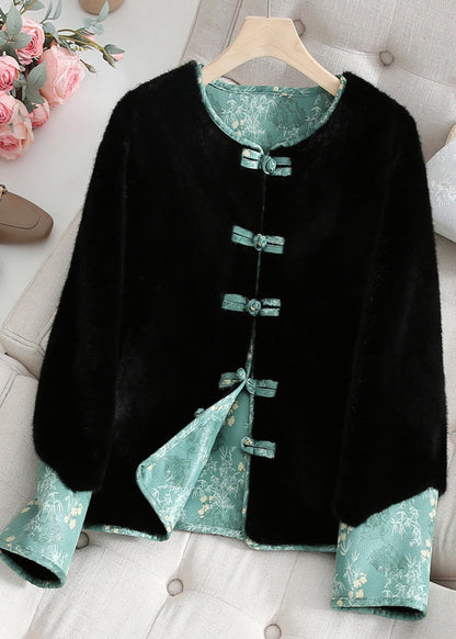 Effortlessly Elegant Jacket with a Timeless Design