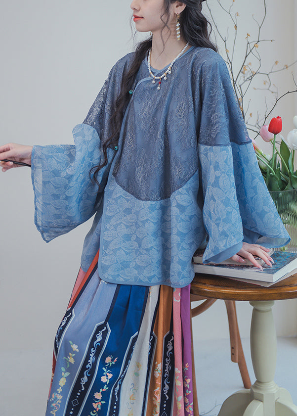 Beautifully Finished Garment in a Timeless Design