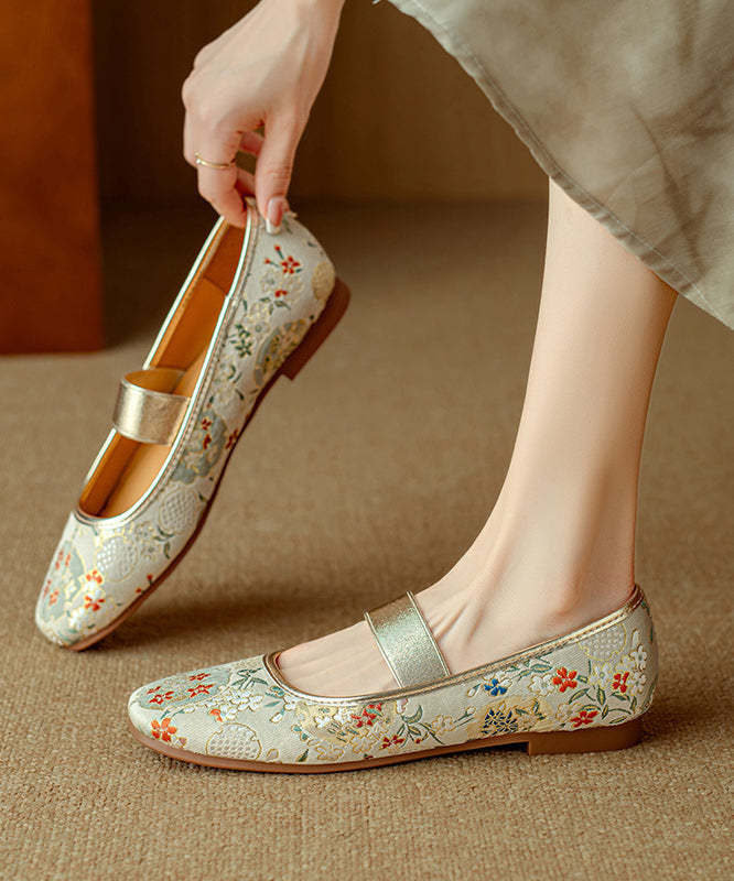 Chic Orthopedic Shoes with Unique Design