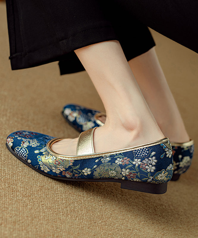 Chic Orthopedic Shoes with Unique Design