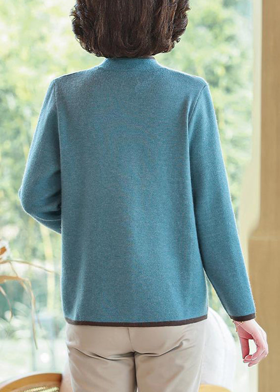 Effortlessly Elegant Cardigan with a Timeless Design