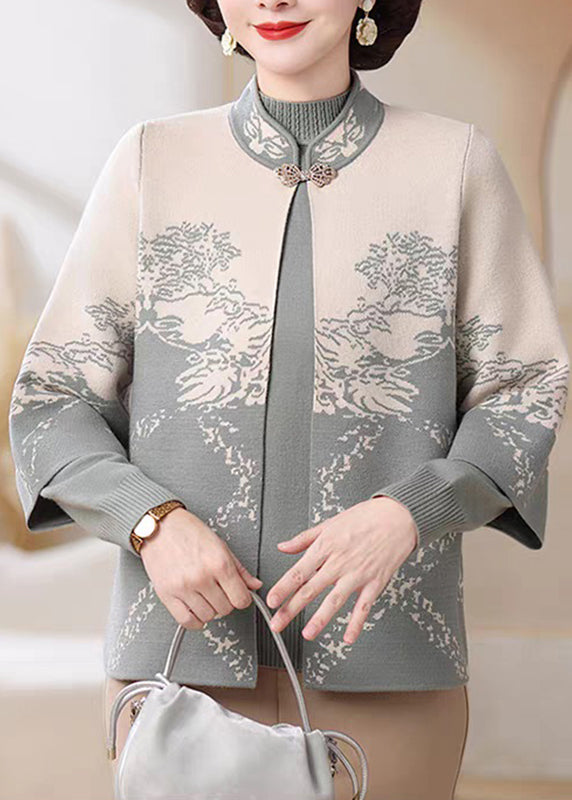 Beautifully Finished Cardigan in a Timeless Design