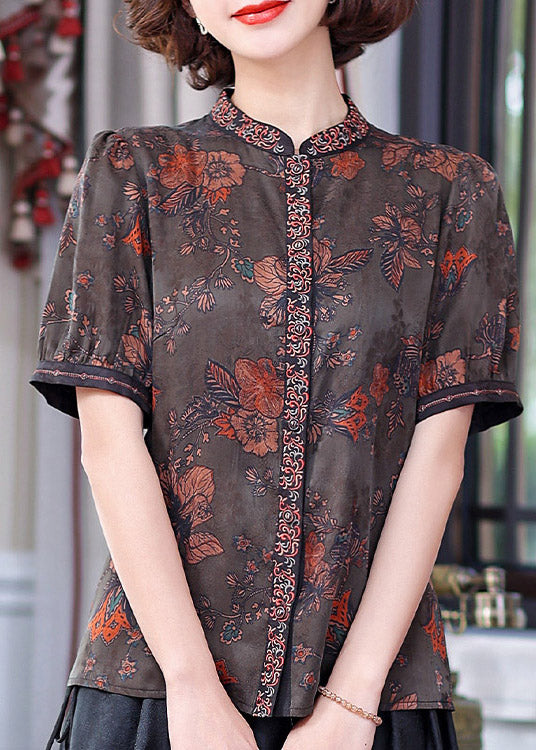 Polished Top with an Effortless Classic Look