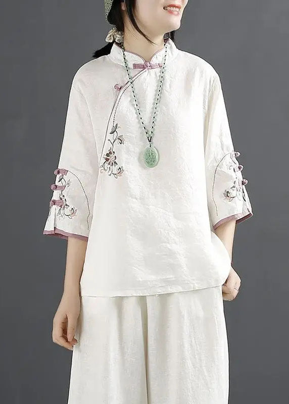 Classic Vintage & Enduringly Stylish Blouse
