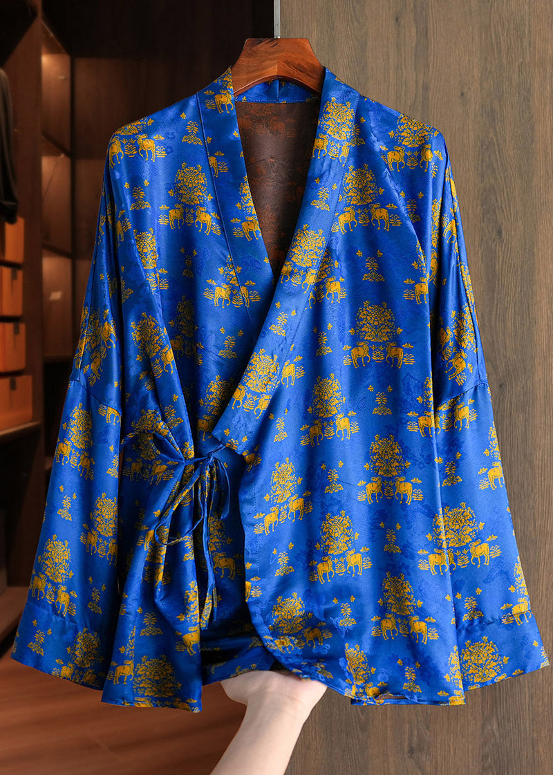 Elegantly Styled Coat for Everyday Wear