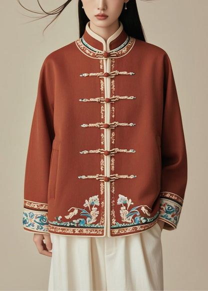 Gracefully Styled Coat for Any Occasion