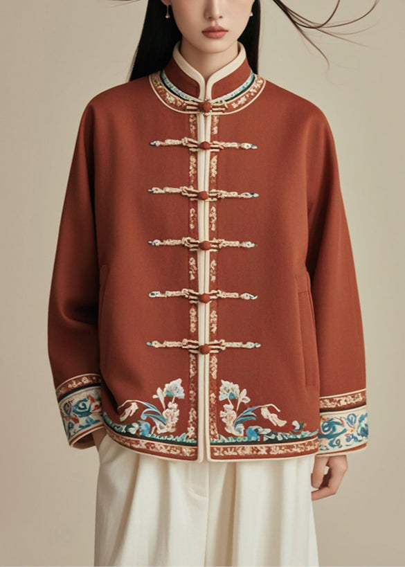 Gracefully Styled Coat for Any Occasion