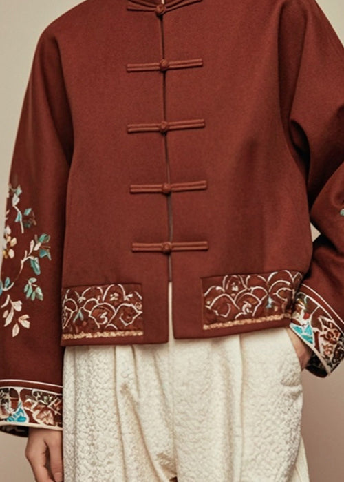 Effortlessly Elegant Coat with a Timeless Design