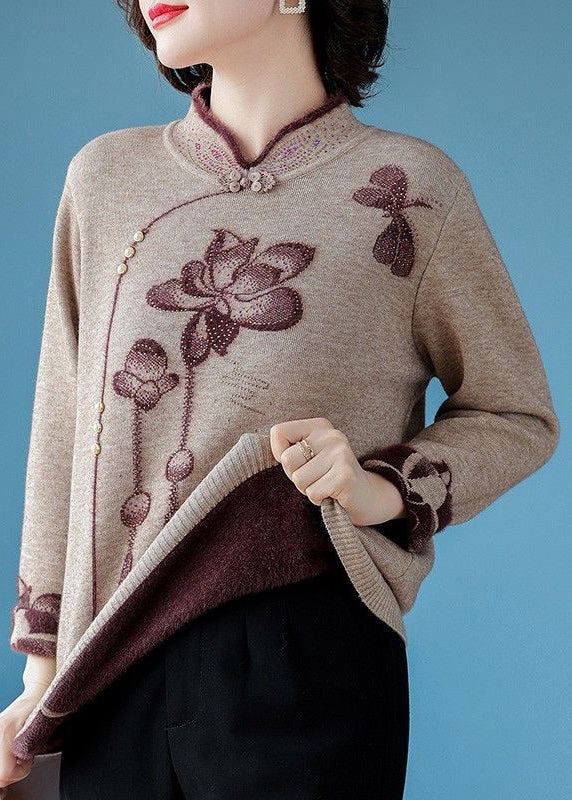 Beautifully Finished Sweater in a Timeless Design