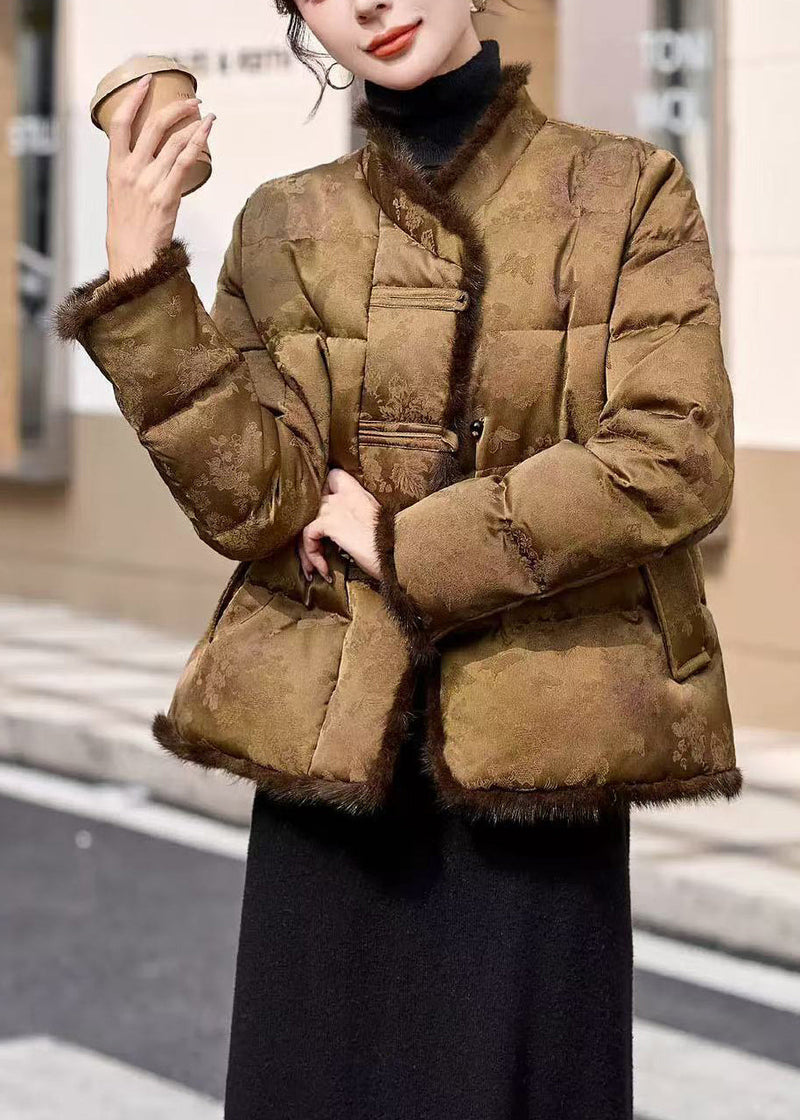 Gracefully Styled Jacket for Any Occasion