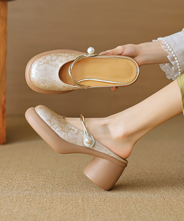 Chic Orthopedic Sandals with Unique Design
