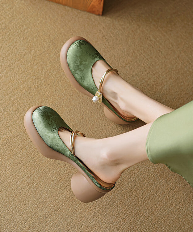 Chic Orthopedic Sandals with Unique Design