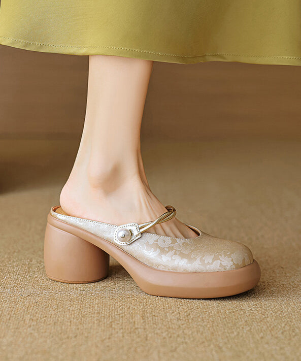 Chic Orthopedic Sandals with Unique Design