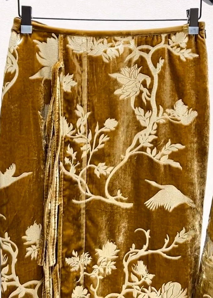 A Vintage Style Garment with Delicate Timeless Details