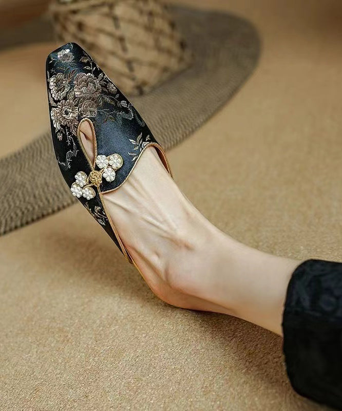 Chic Orthopedic Sandals with Unique Design