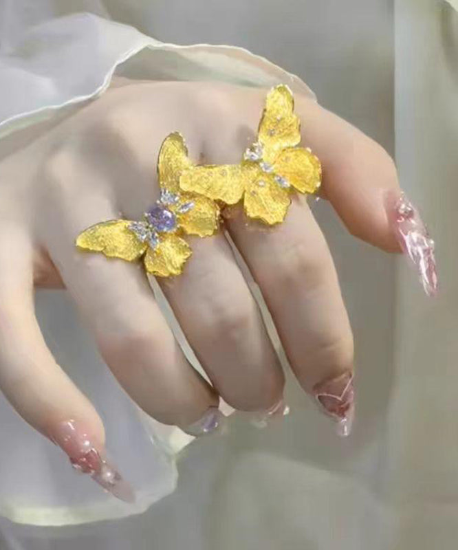 Classic Gold Set with Timeless Appeal