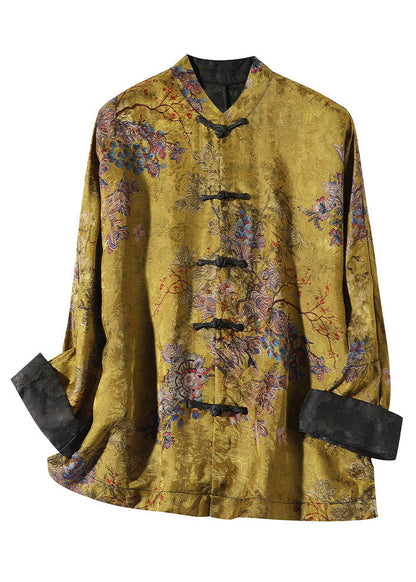 Well Tailored Coat with a Graceful Silhouette