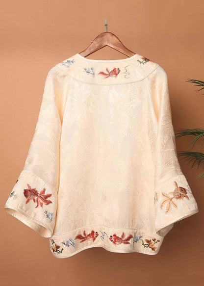Beautifully Finished Blouse in a Timeless Design