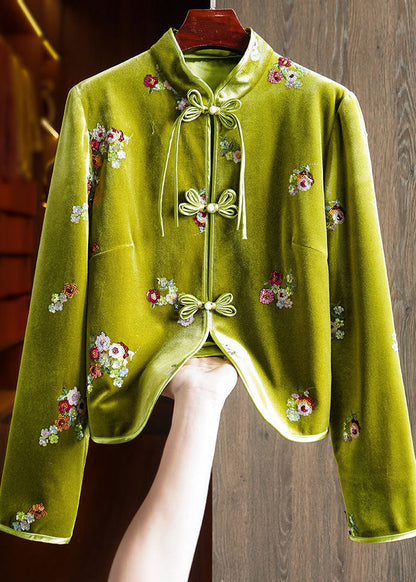 A Vintage Style Coat with Delicate Timeless Details