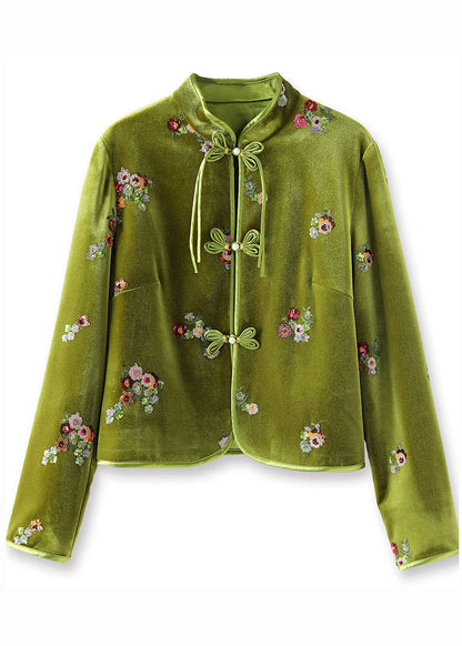 A Vintage Style Coat with Delicate Timeless Details