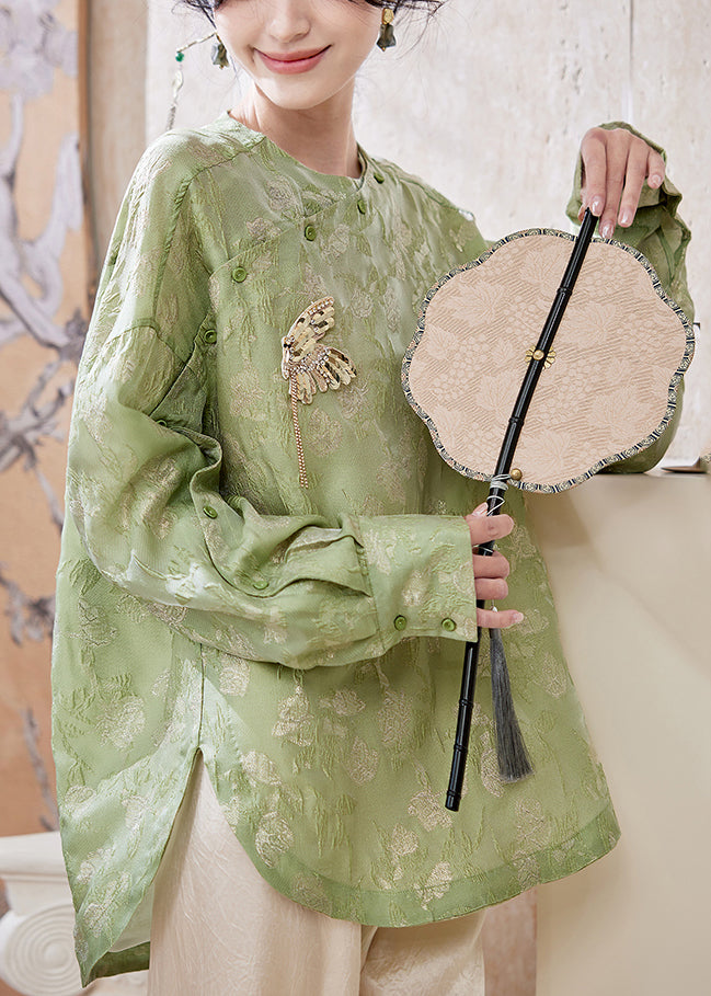 Beautifully Crafted Top in a Classic Style