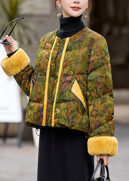 Gracefully Styled Coat for Any Occasion