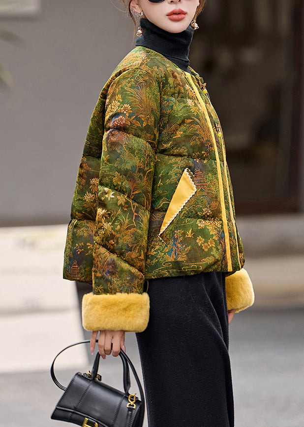 Gracefully Styled Coat for Any Occasion