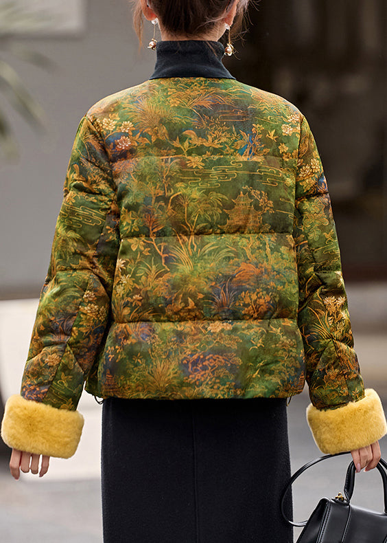Gracefully Styled Coat for Any Occasion