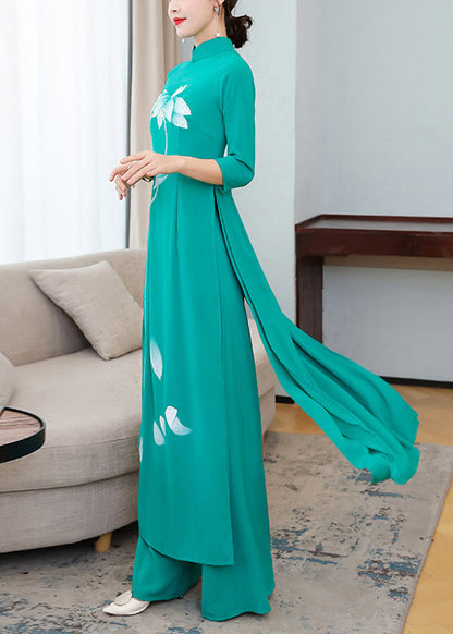 Beautifully Finished Garment in a Timeless Design