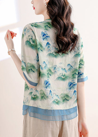 Gracefully Styled Garment for Any Occasion