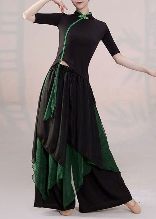 A Vintage Style Top with Delicate Timeless Details