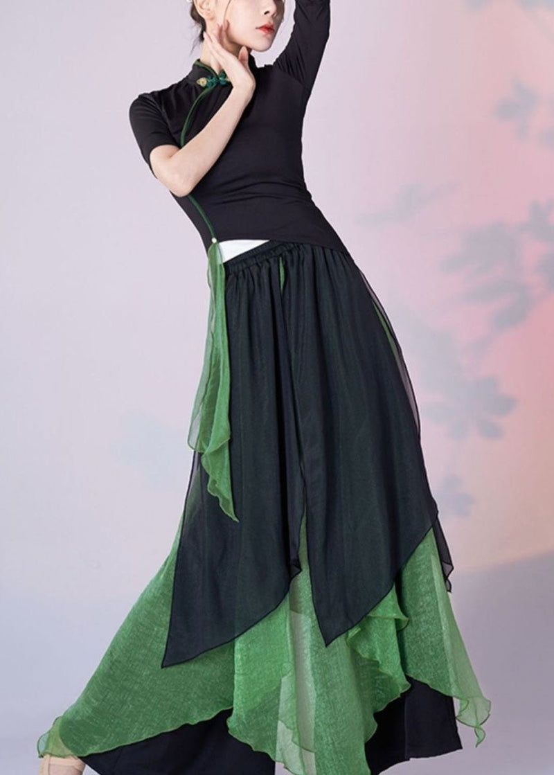 A Vintage Style Top with Delicate Timeless Details