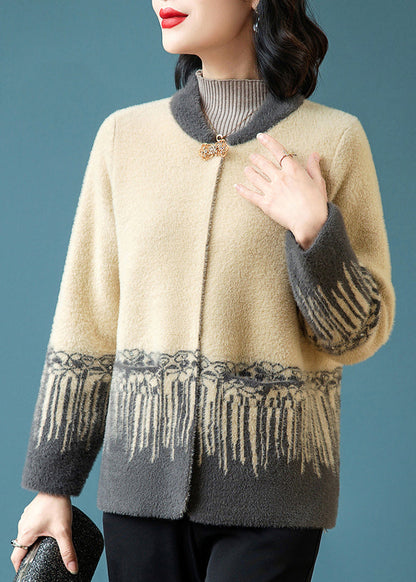 Sophisticated Coat with a Clean Classic Look