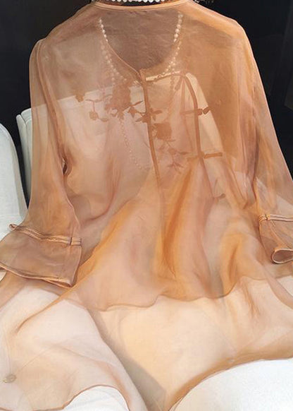 A Vintage Style Shirt with Delicate Timeless Details