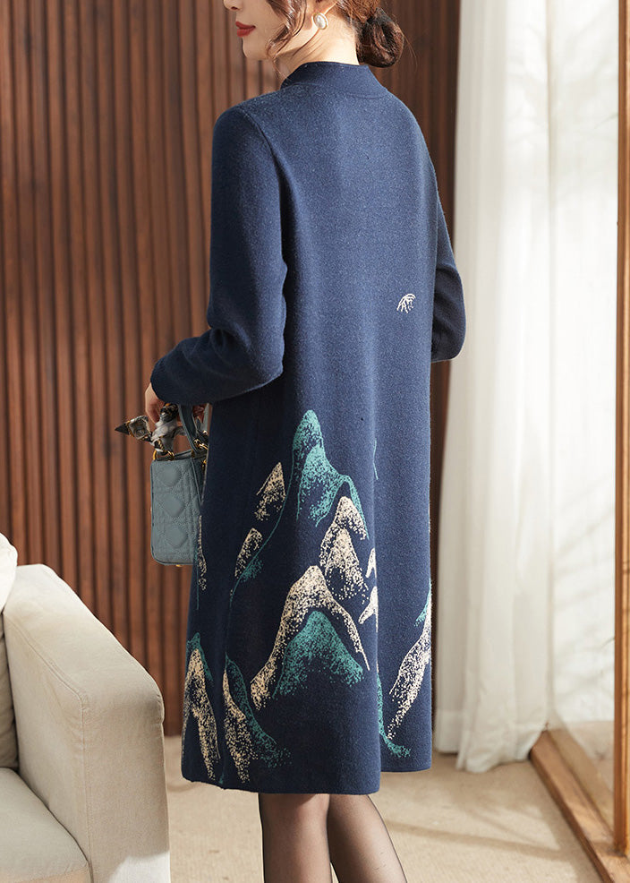 Beautifully Finished Sweater in a Timeless Design
