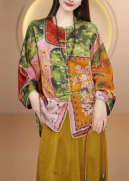 Elegantly Styled Coat for Everyday Wear