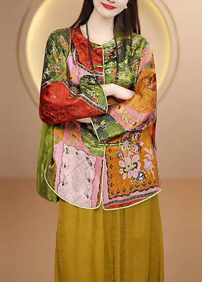 Elegantly Styled Coat for Everyday Wear
