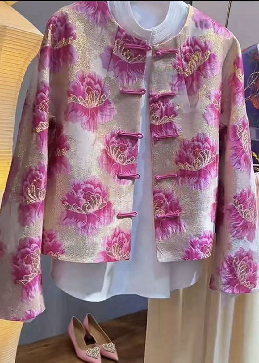 Classic Vintage Coat with a Flattering Fit