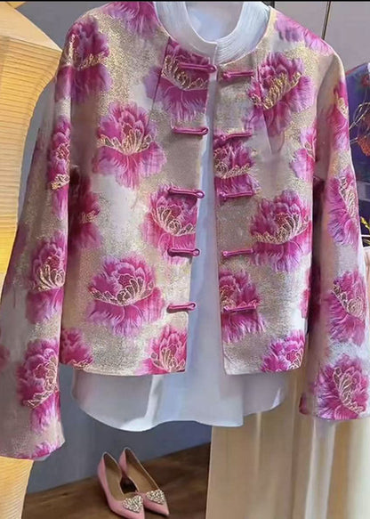 Classic Vintage Coat with a Flattering Fit