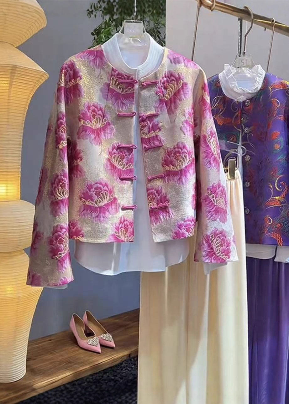 Classic Vintage Coat with a Flattering Fit