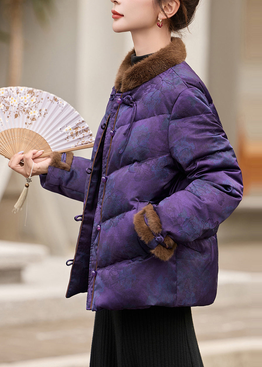 Classic Vintage Coat with a Flattering Fit